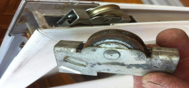 screen door roller repair in Carmichael